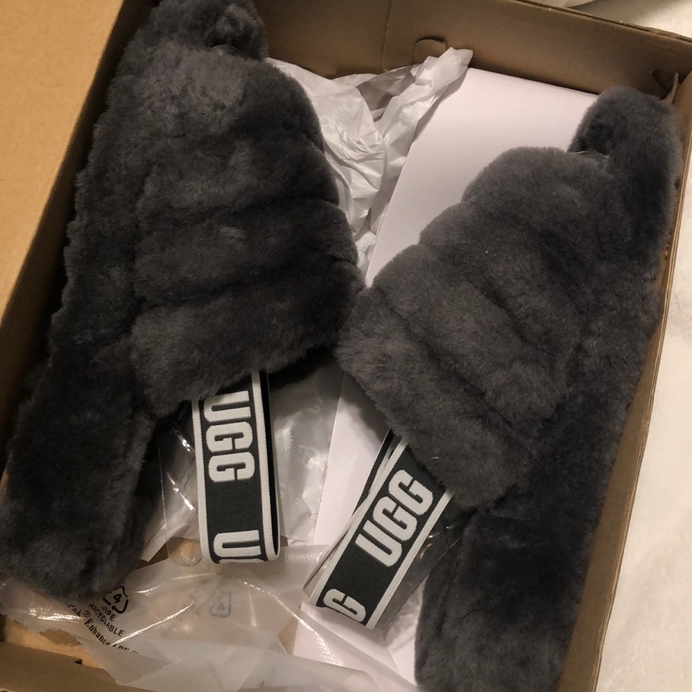 Ugg fluff yeah slides charcoal